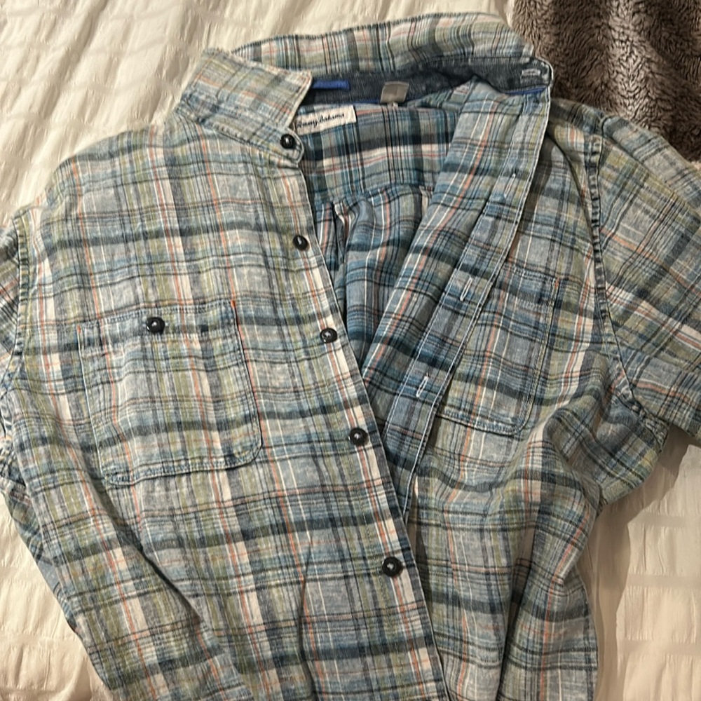 Tommy bahama blue green plaid button up size large